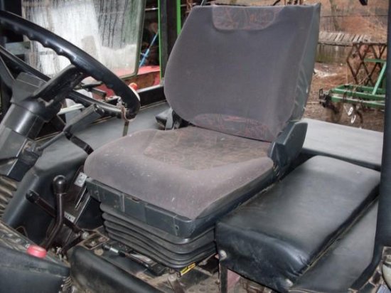 Как отрегулировать пневматическое сиденье на тракторе за 5 мин?