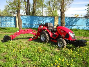 Колесный миниэкскаватор TYM T233